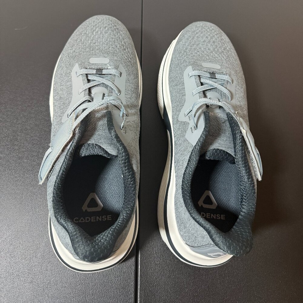 Men's Cadense Adaptive Shoes - Excellent Condition